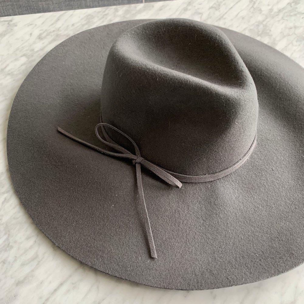 Club Monaco Truda Felt Hat - Grey NWT